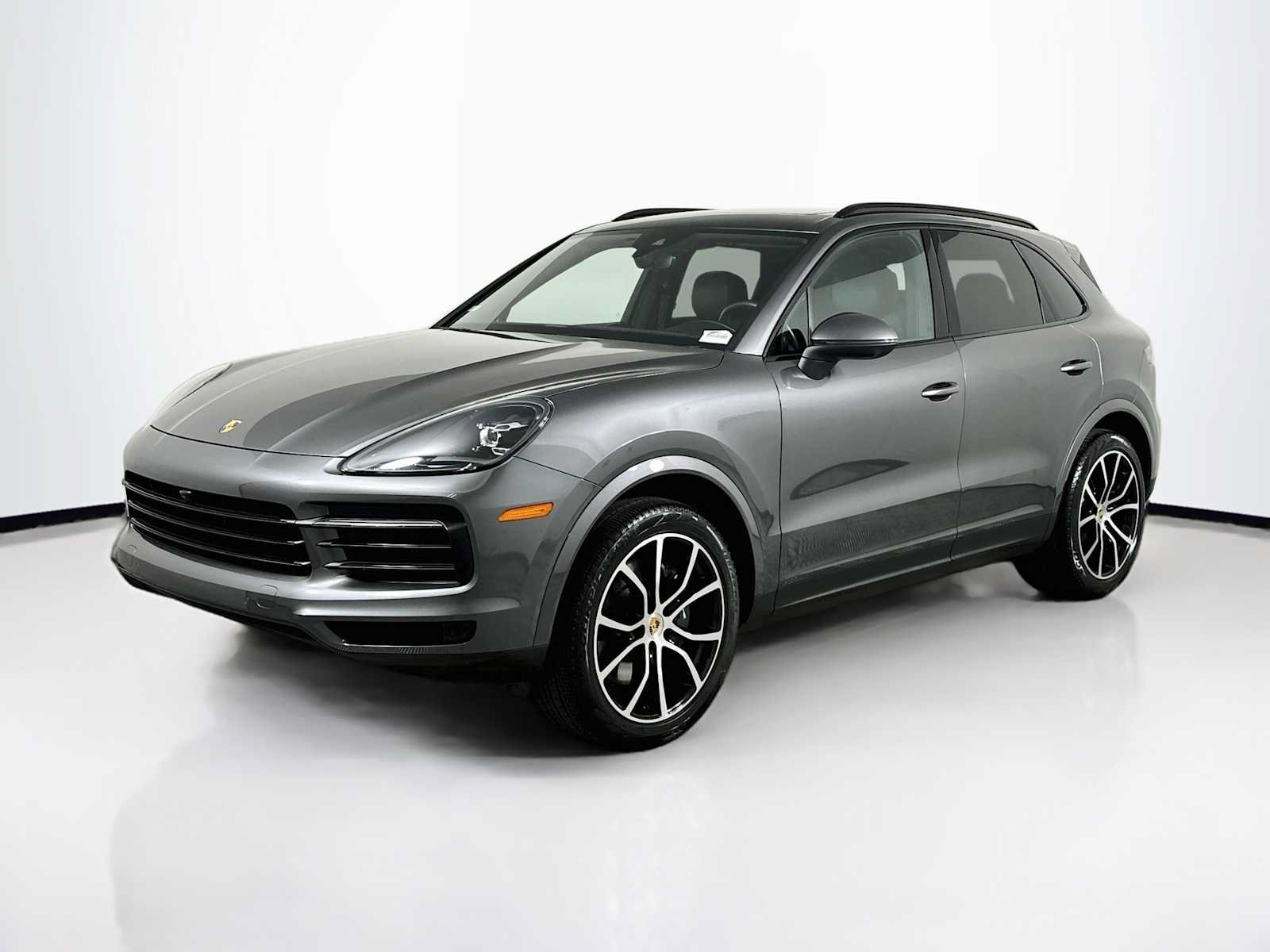 Used 2023 Porsche Cayenne AWD/4WD image 1