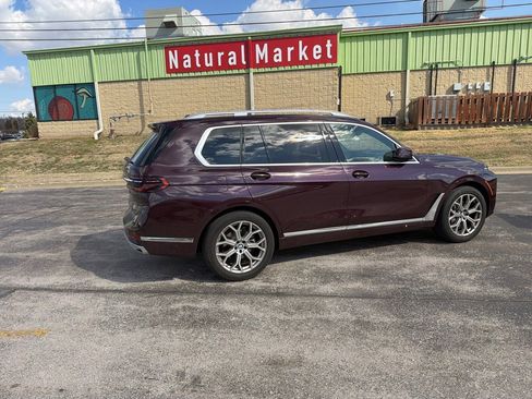 Used 2024 BMW X7 xDrive40i w/ Executive Package image 4