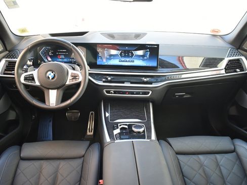 Used 2026 BMW X5 xDrive40i AWD/4WD image 21