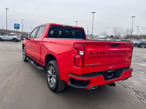 Used 2021 Chevrolet Silverado 1500 RST image 3