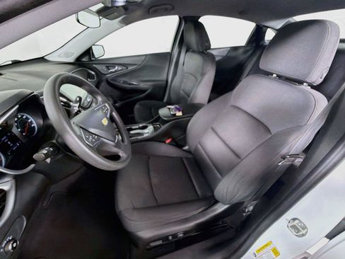 Used 2023 Chevrolet Malibu LS w/ Driver Confidence Package FWD image 2