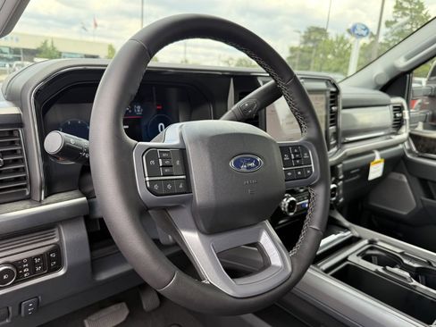 New 2026 Ford F250 Lariat w/ Black Appearance Package image 7