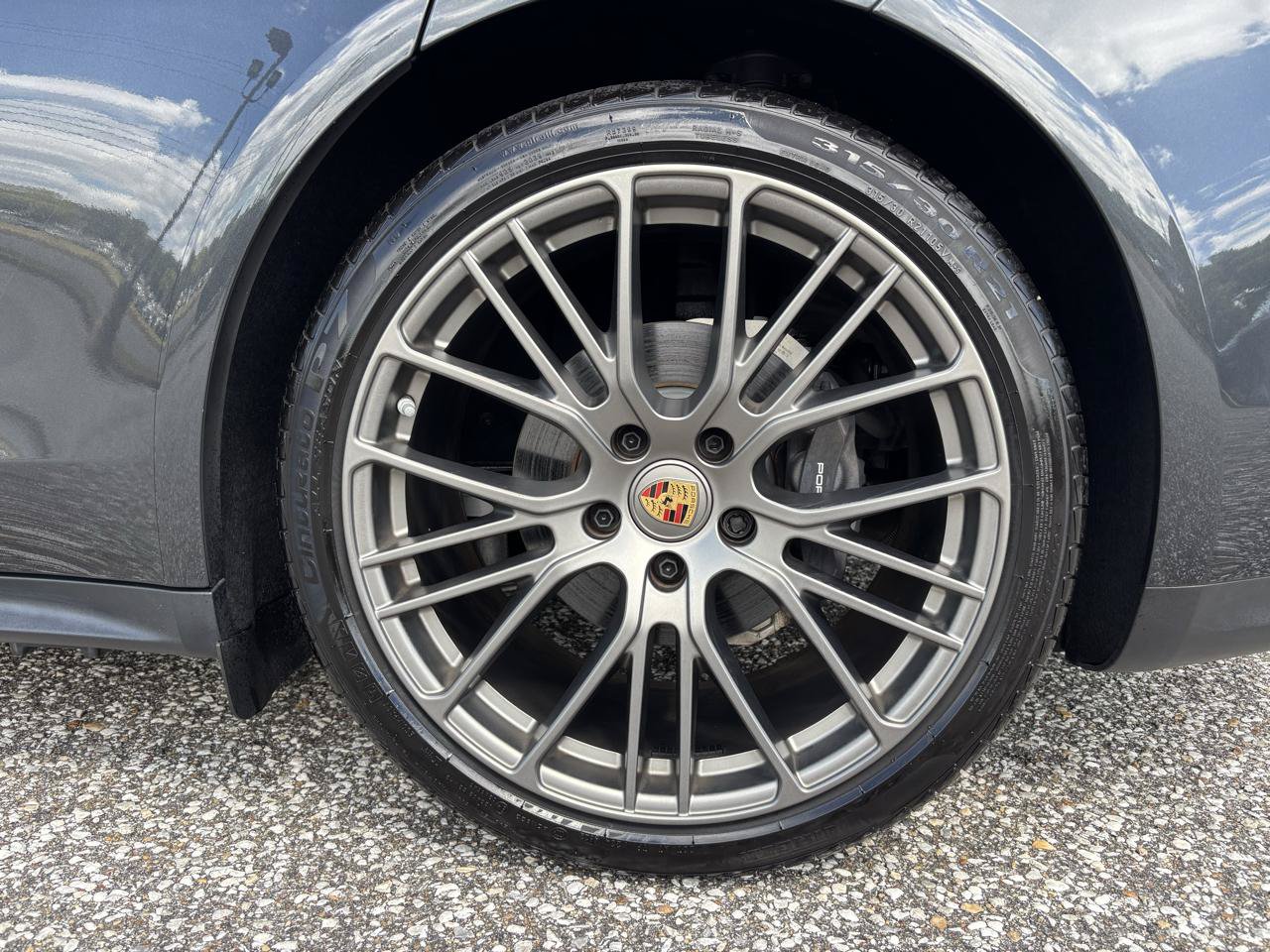 Used 2023 Porsche Panamera 4 Platinum Edition w/ Assistance Package AWD/4WD image 32