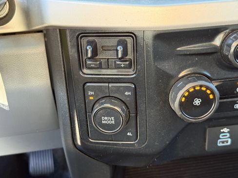 Used 2024 Ford F350 XL image 23