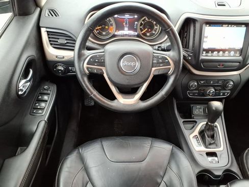 Used 2014 Jeep Cherokee Limited image 10