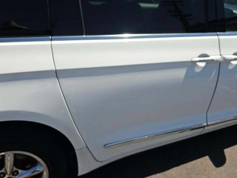 Used 2019 Chrysler Pacifica Touring-L FWD image 16
