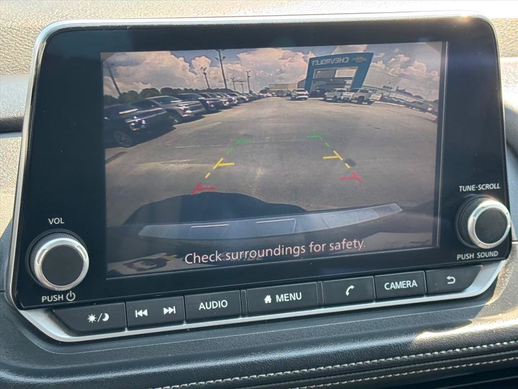 Used 2024 Nissan Rogue SV w/ SV Premium Package FWD image 24