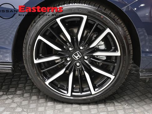 Used 2025 Honda Accord Touring image 31