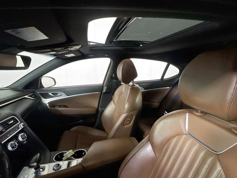 Used 2020 Genesis G70 3.3T w/ Elite Package image 22