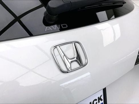 Certified 2024 Honda HR-V Sport image 31
