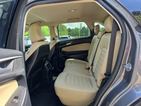 Used 2022 Ford Edge SEL AWD/4WD image 26