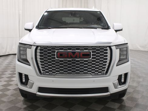 Used 2021 GMC Yukon XL Denali AWD/4WD image 34