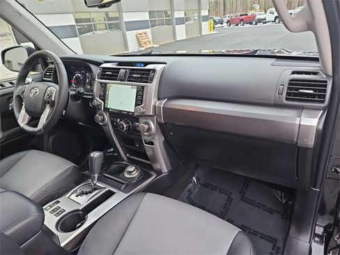 Used 2021 Toyota 4Runner SR5 Premium image 29