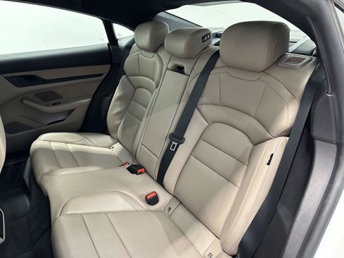 Used 2021 Porsche Taycan RWD image 31