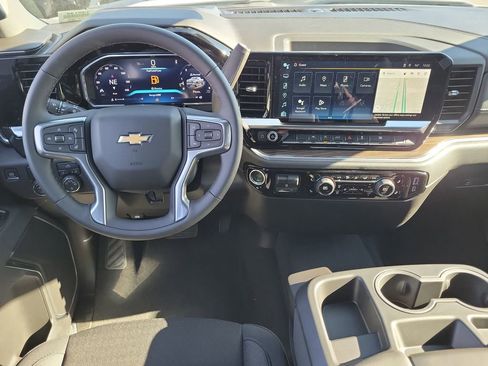 New 2026 Chevrolet Silverado 1500 LT image 4