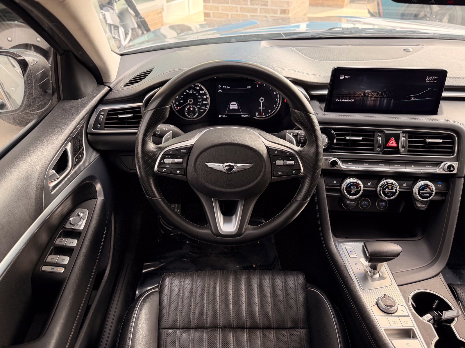 Used 2022 Genesis G70 3.3T RWD image 28