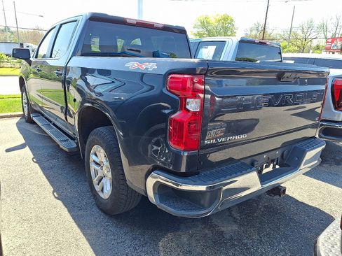 Used 2024 Chevrolet Silverado 1500 LT w/ Max Trailering Package AWD/4WD image 4