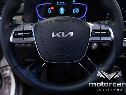 Used 2025 Kia Telluride EX image 34