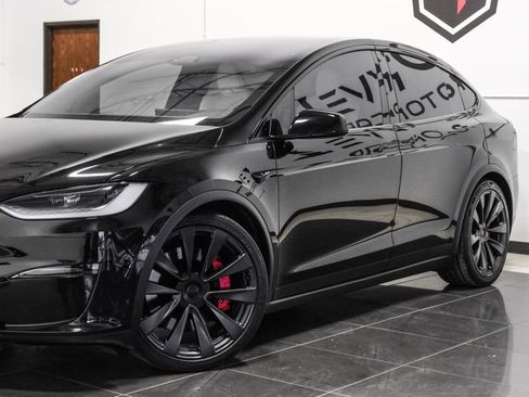 Used 2023 Tesla Model X Plaid image 10