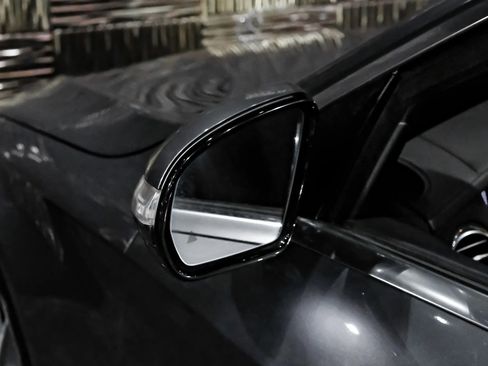 Used 2019 Mercedes-Benz S 560 Sedan image 39