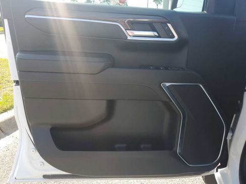 Certified 2023 Chevrolet Silverado 1500 LT w/ Z71 Off-Road Package image 15