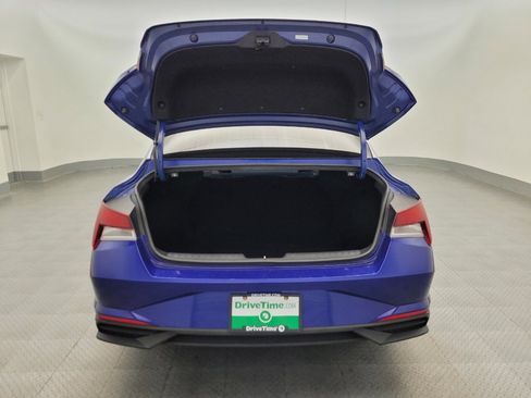 Used 2021 Hyundai Elantra SEL FWD image 29