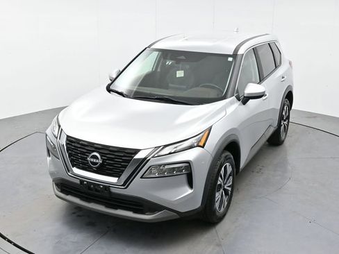 Used 2023 Nissan Rogue SV image 33