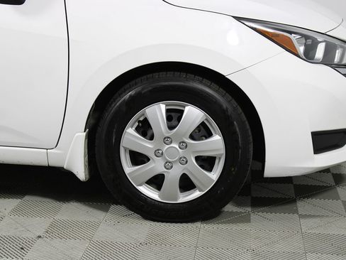 Used 2024 Nissan Versa S w/ Trunk Package FWD image 39