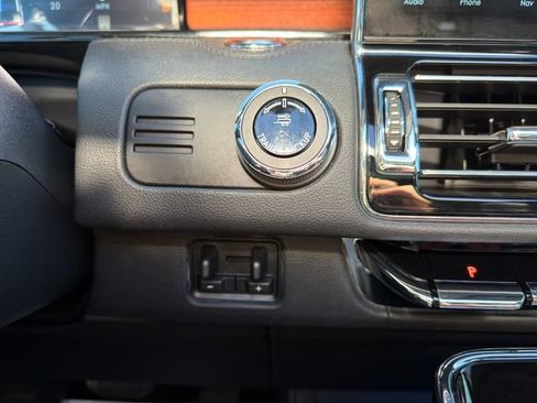 Used 2024 Lincoln Navigator L Reserve image 42