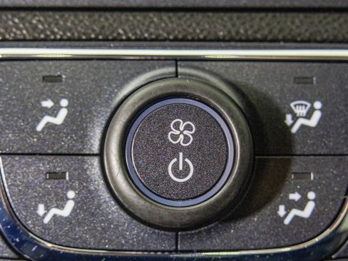 Used 2018 Chevrolet Impala Premier image 25