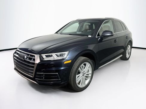 Used 2018 Audi Q5 2.0T Premium Plus w/ Premium Plus Package AWD/4WD image 3