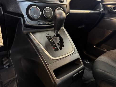 Used 2012 MAZDA MAZDA5 Sport image 20