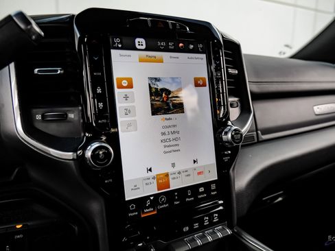 Used 2022 RAM 3500 Laramie w/ Night Edition image 72