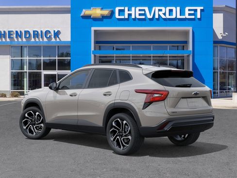 New 2026 Chevrolet Trax RS FWD image 5