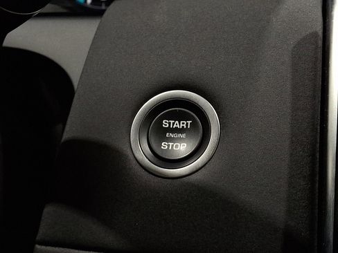 Certified 2025 Land Rover Discovery Sport S image 26