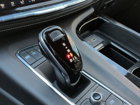 Used 2021 Cadillac Escalade Sport w/ Driver Assist Tech Package image 35