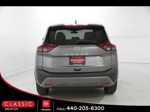 Used 2023 Nissan Rogue SV AWD/4WD image 19