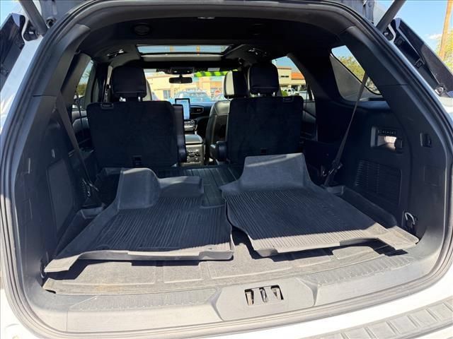 Used 2023 Ford Explorer ST w/ Equipment Group 401A AWD/4WD image 14