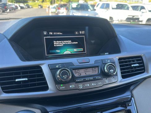 Used 2015 Honda Odyssey EX-L image 16