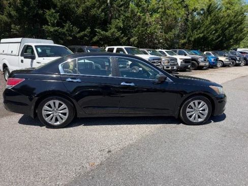 Used 2011 Honda Accord EX-L image 6