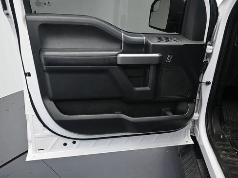 Used 2020 Ford F150 XLT w/ Equipment Group 302A Luxury image 18