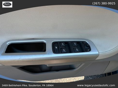 Used 2011 Volvo V50 T5 w/ Preferred Pkg FWD image 27