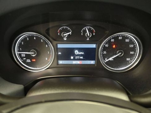 Used 2023 Buick Enclave Essence AWD/4WD image 19