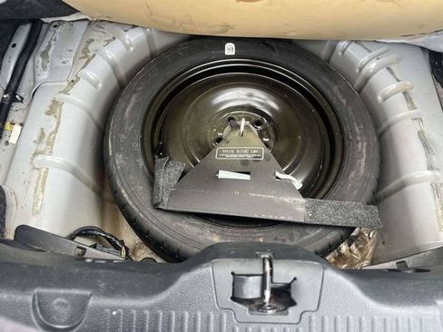 Used 2014 Ford Mustang Convertible RWD image 27