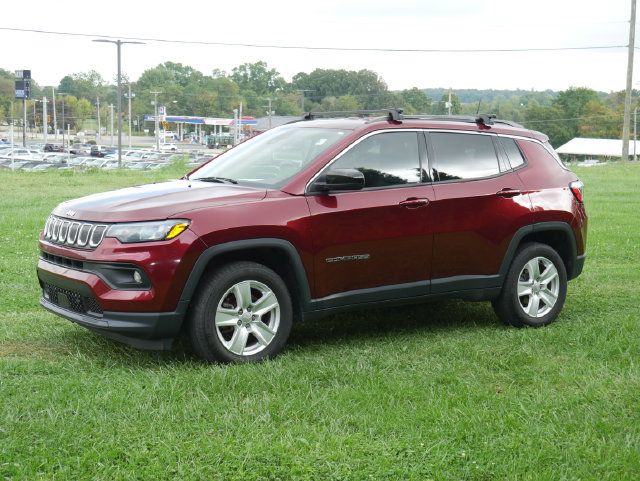 Used 2022 Jeep Compass Latitude AWD/4WD image 6
