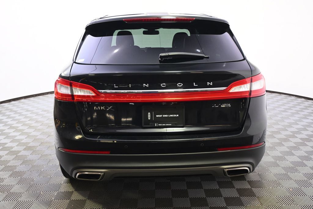 Used 2016 Lincoln MKX Reserve w/ Technology Package AWD/4WD image 5