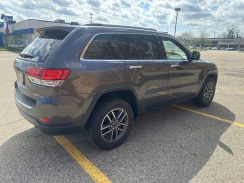 Used 2020 Jeep Grand Cherokee Limited w/ Luxury Group II image 11