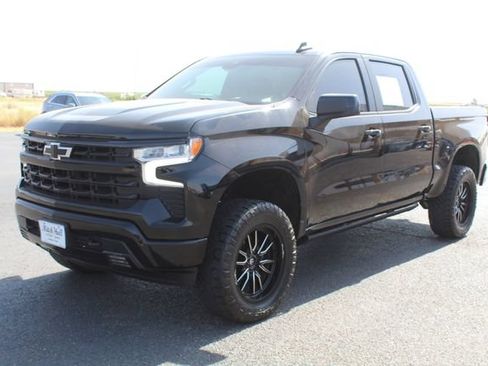 Used 2023 Chevrolet Silverado 1500 RST w/ Protection Package AWD/4WD image 9