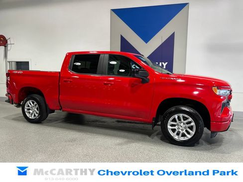 Used 2023 Chevrolet Silverado 1500 RST w/ Convenience Package II AWD/4WD image 3