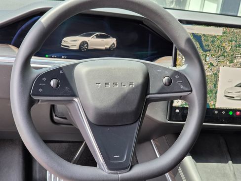 Used 2021 Tesla Model S Plaid AWD/4WD image 11